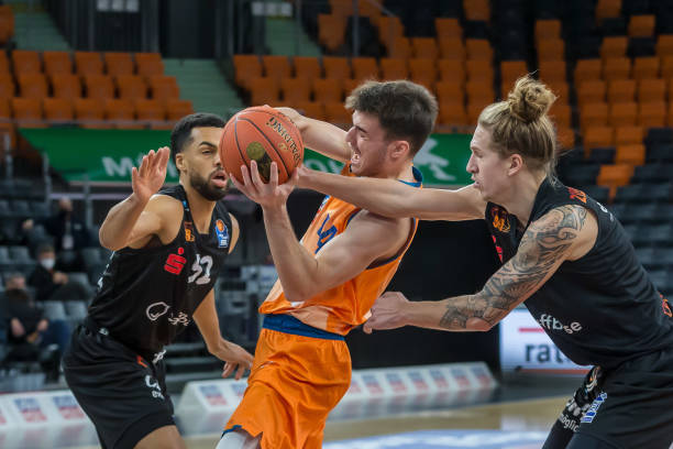 东契奇场均 东契奇场均