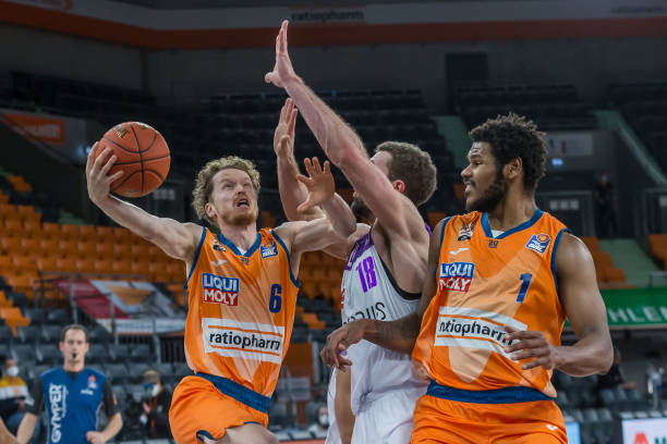 功站上了聚 功站上了聚